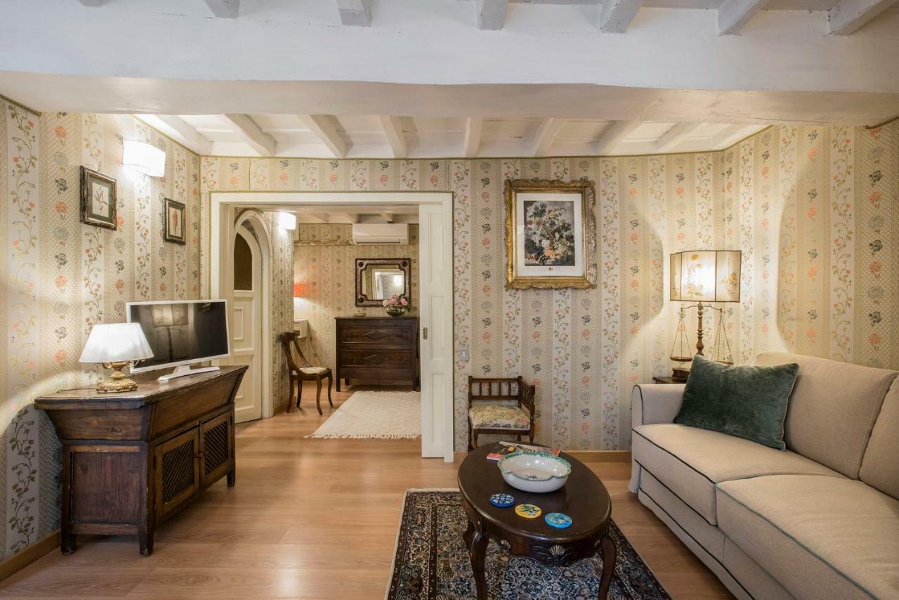 Trevinestrome - Exclusive Trevi Fountain View Apartment Екстер'єр фото